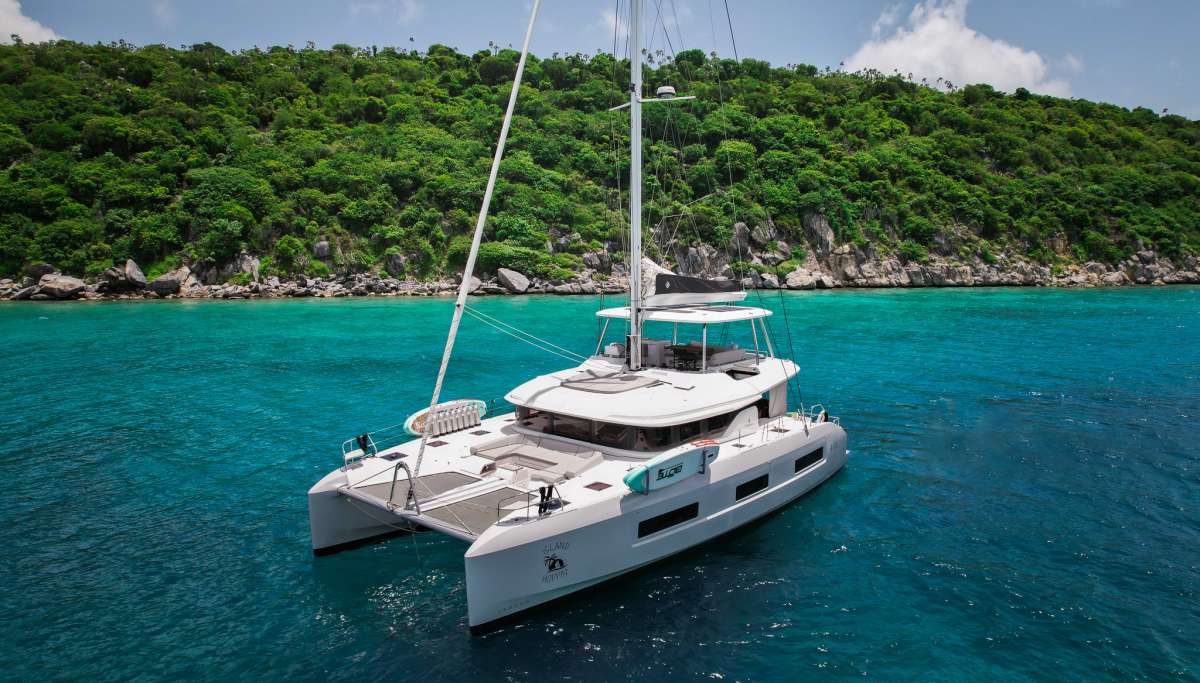 Lagoon 55